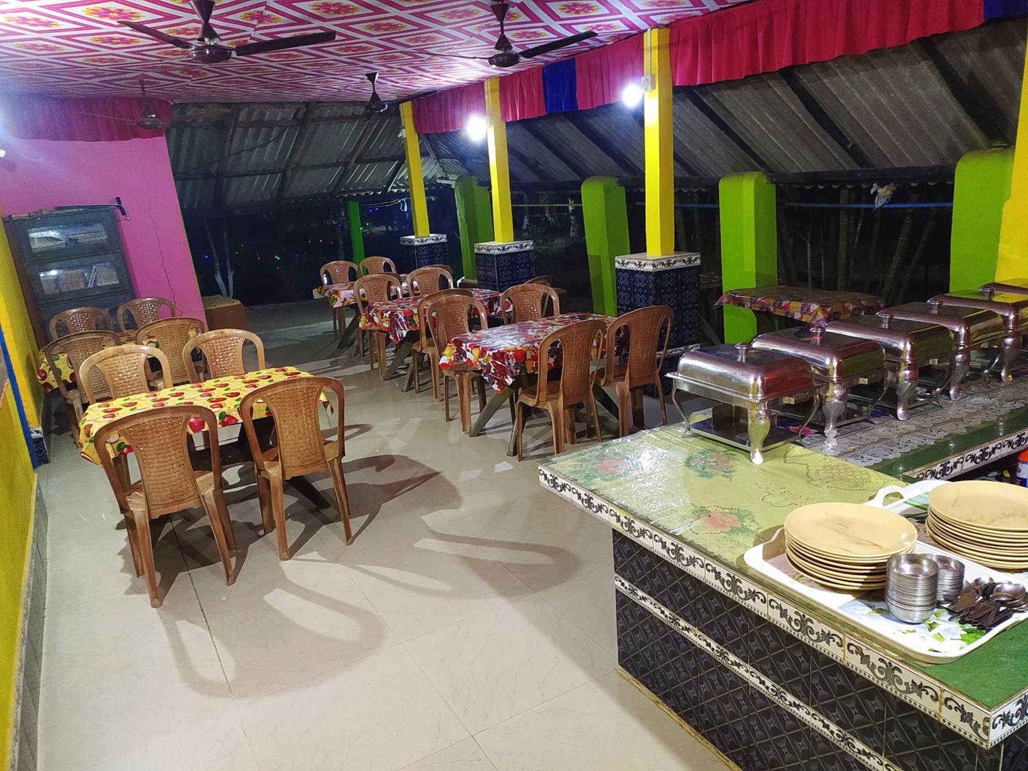 Estuarine Village Resort Satabhaya Екстер'єр фото